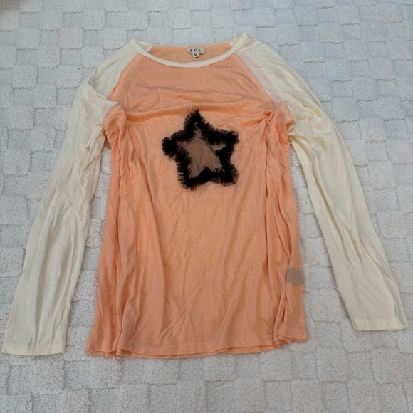 POL Cream and Peach Oversized Patch Star Raglan Long Sleeve Top, Medium NWOT - Picture 2 of 5